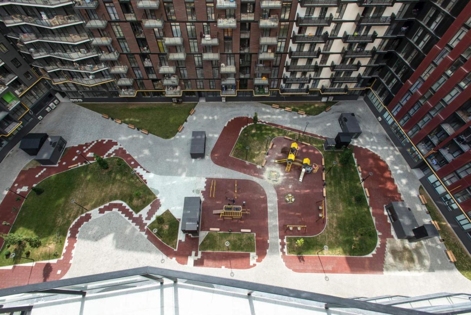 Vip Avalon City Lviv Buitenkant foto